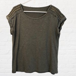 Rose & olive Olive green muscle tee size M J-101